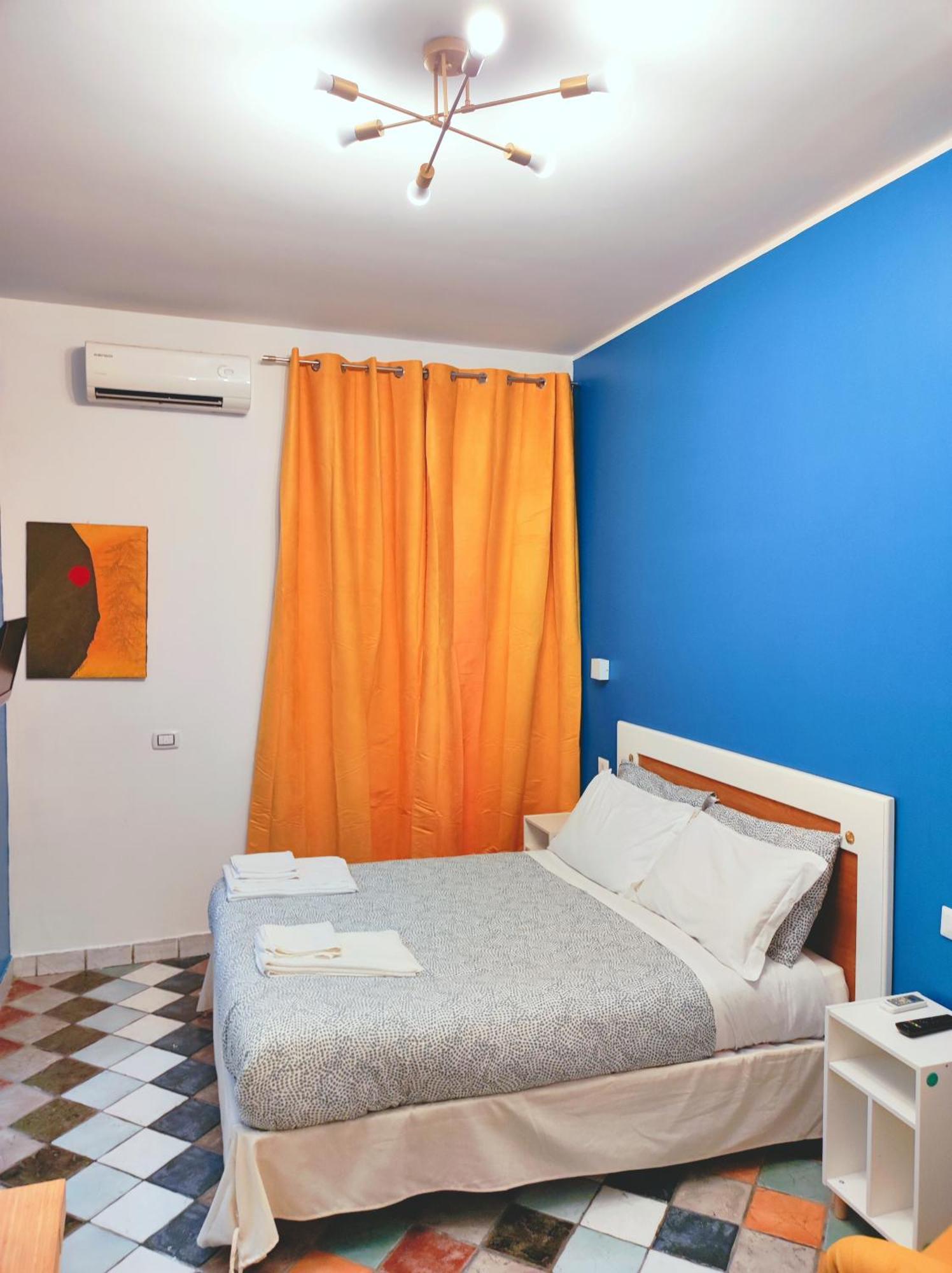 Bed and Breakfast Firenze32 Неаполь Номер фото